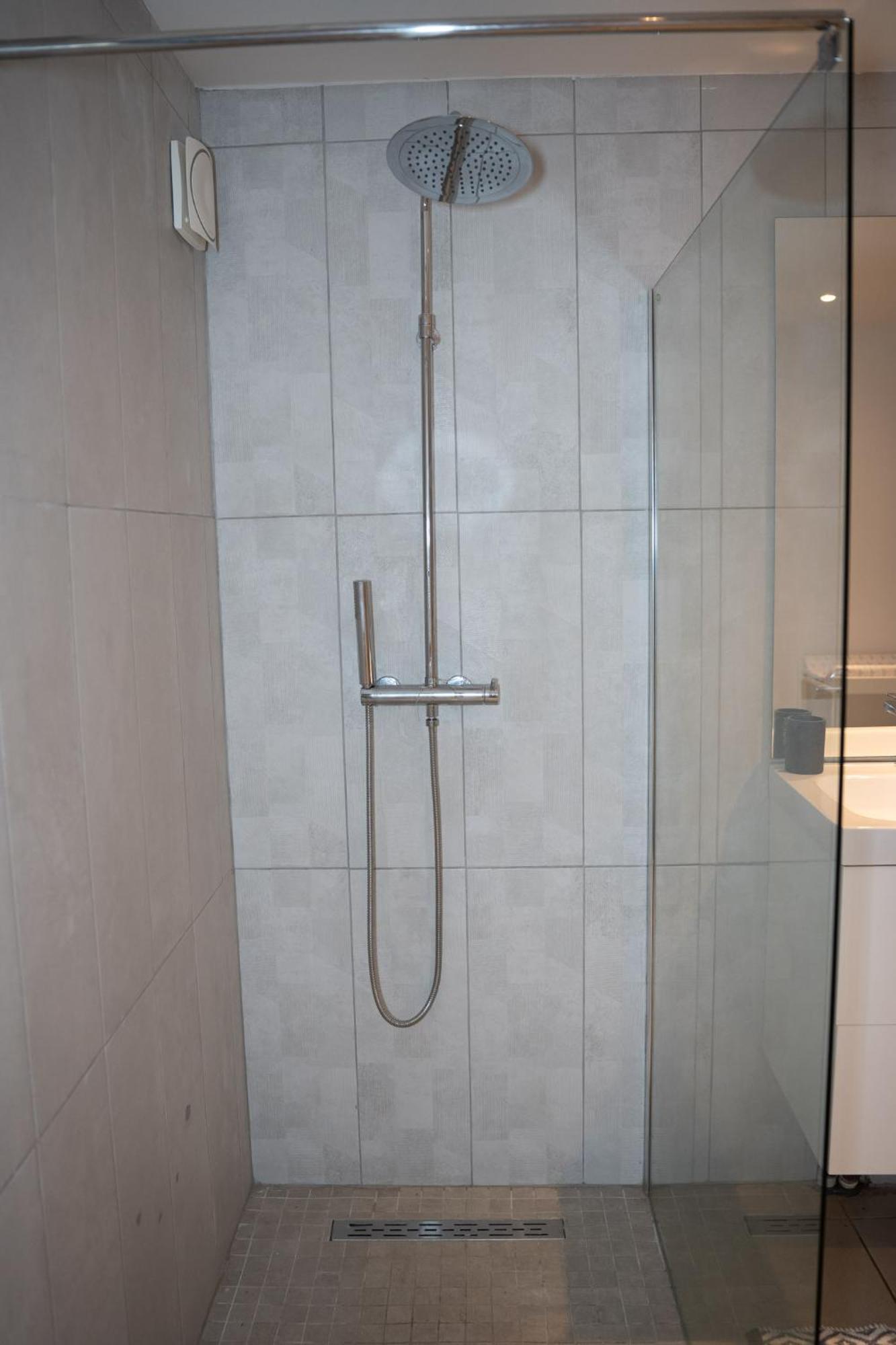 Le Bathalzar Apartment วีเนิฟดัสก์ ภายนอก รูปภาพ