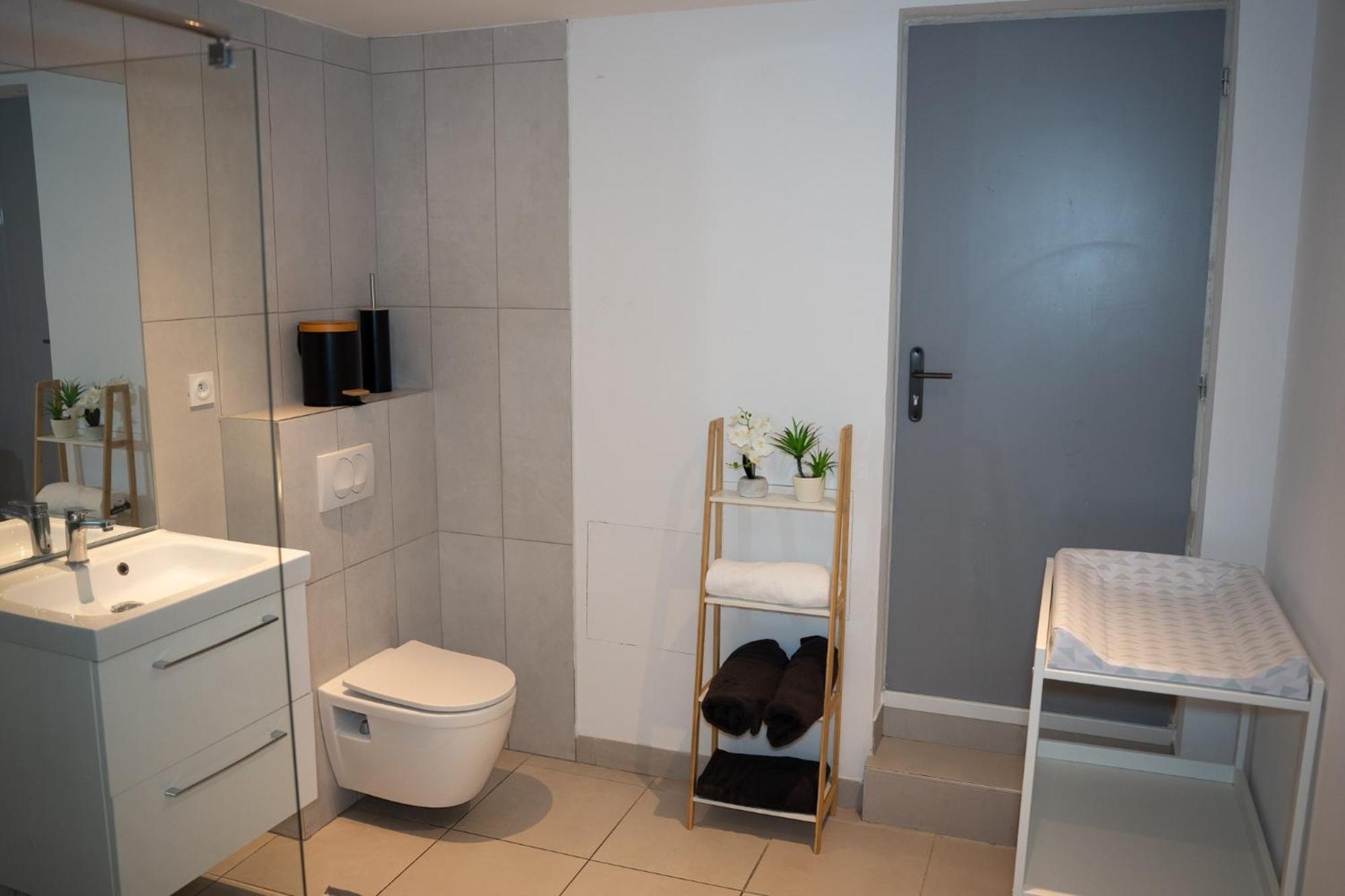 Le Bathalzar Apartment วีเนิฟดัสก์ ภายนอก รูปภาพ
